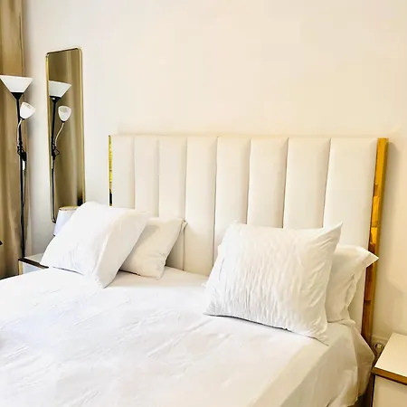 Les Residences De Djibril Le Blanc-Mesnil Extérieur photo