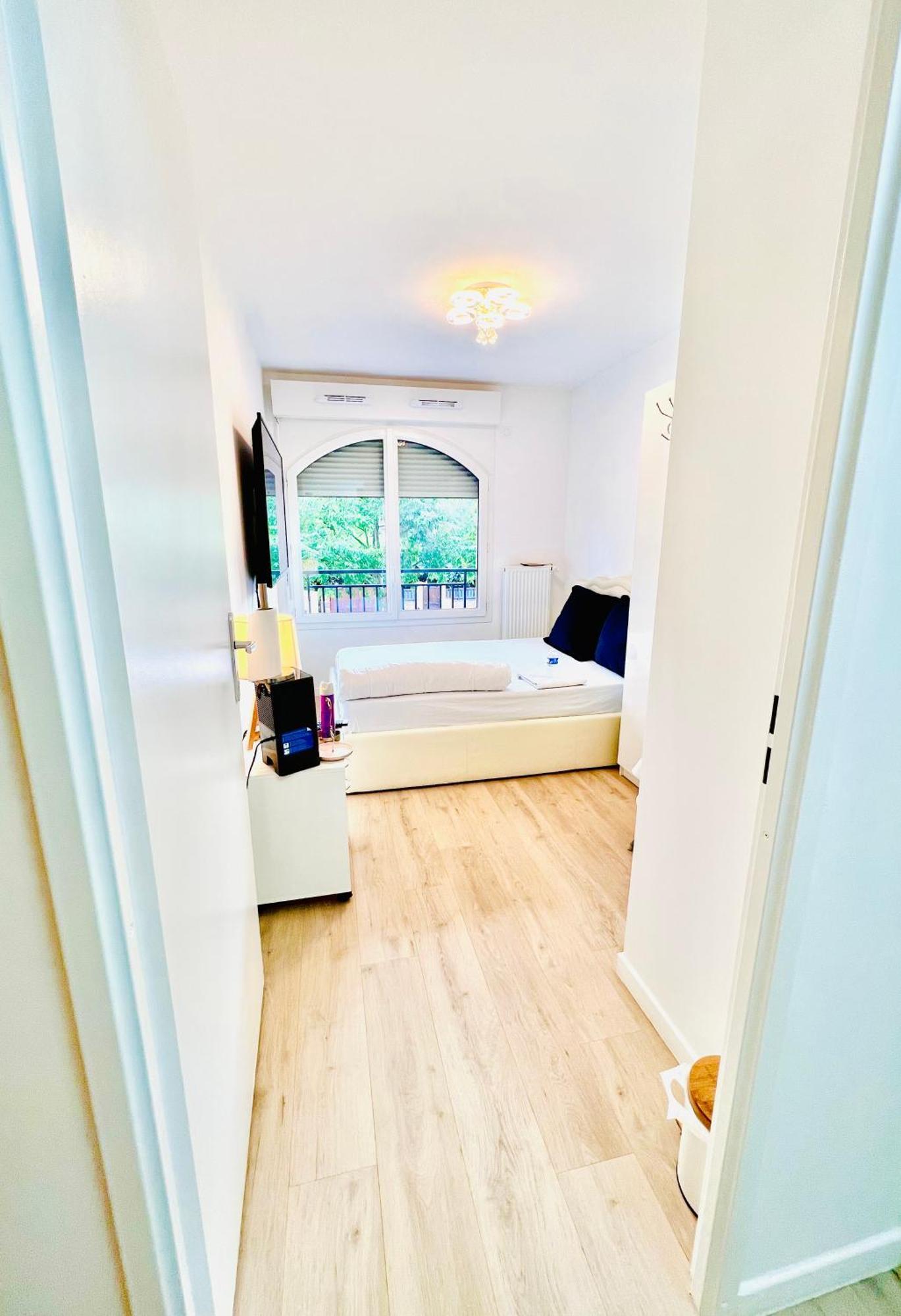 Habitación en casa particular Les Residences De Djibril Le Blanc-Mesnil