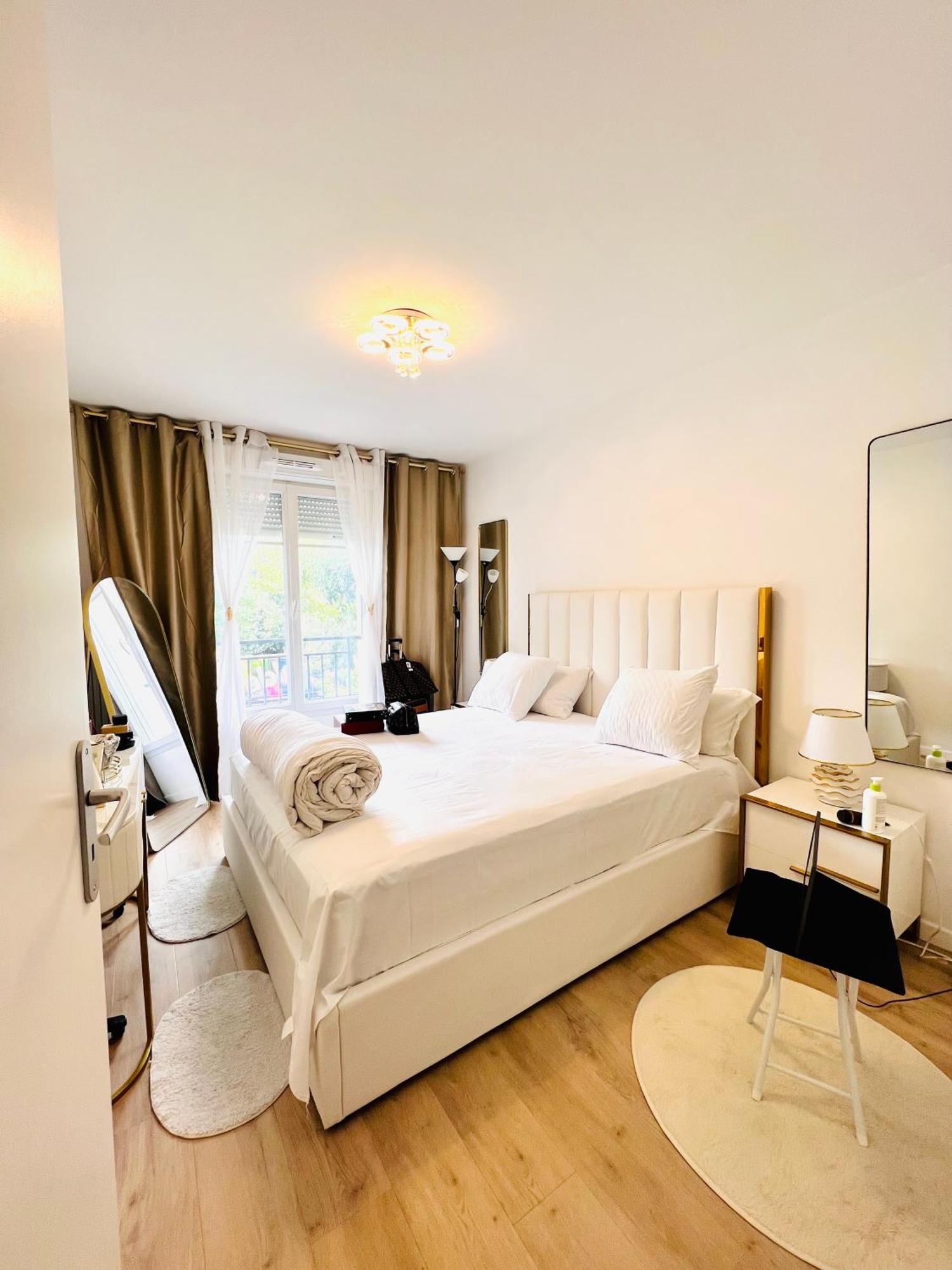 Les Residences De Djibril Alloggio in famiglia Le Blanc-Mesnil